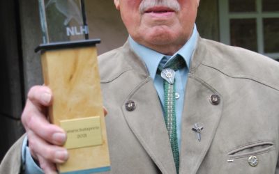 „Selbstloser Dienst an der Natur…“ OB Uwe Gamradt erhält Naturschutzpreis „Eisvogel“